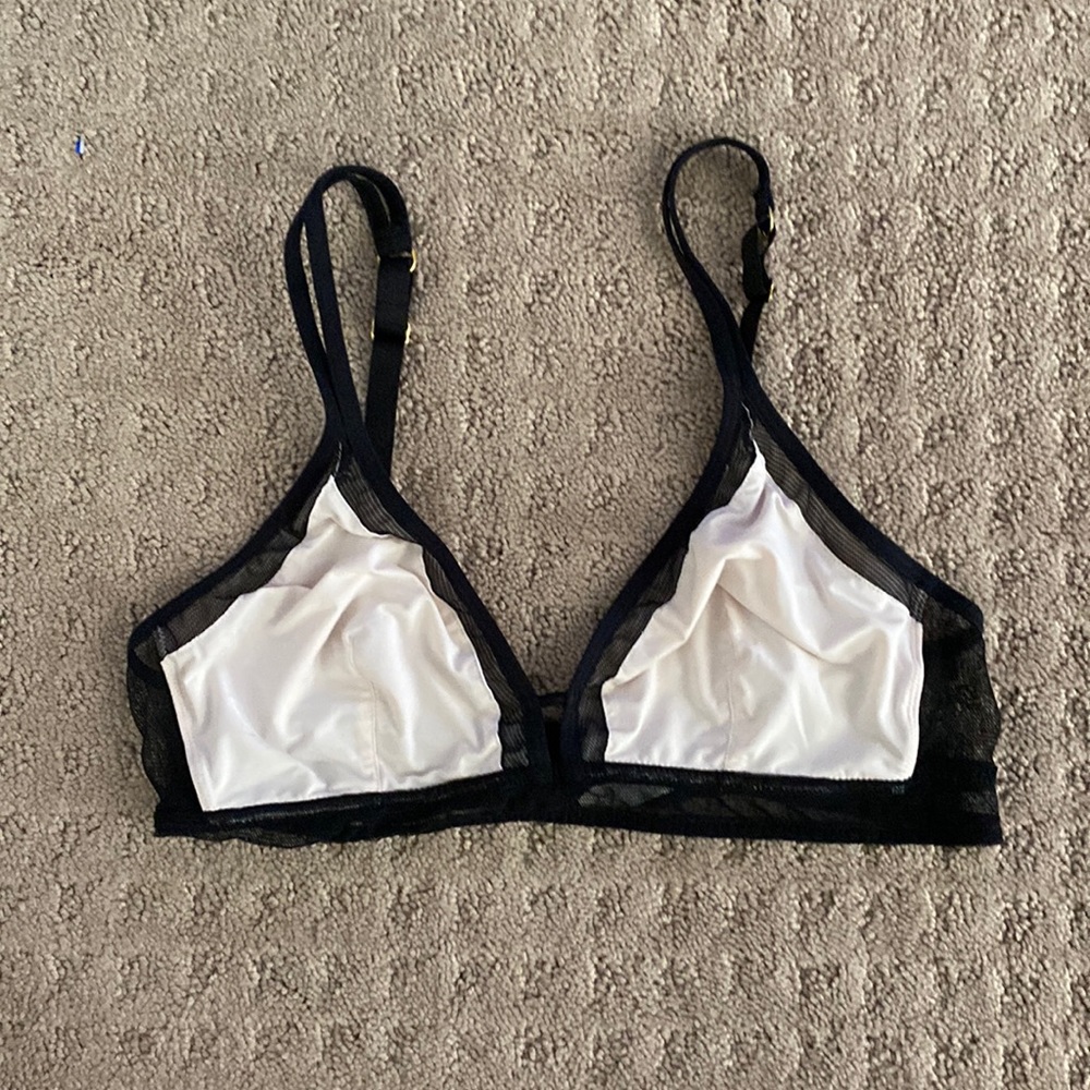 Like New Lively Bra Medium